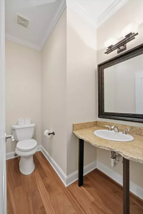 Bath - 8561 Keystone Cir, Chattanooga, TN 37421 photo 6 of 6
