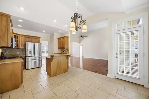 Entry Way - 8561 Keystone Cir, Chattanooga, TN 37421 photo 2 of 2