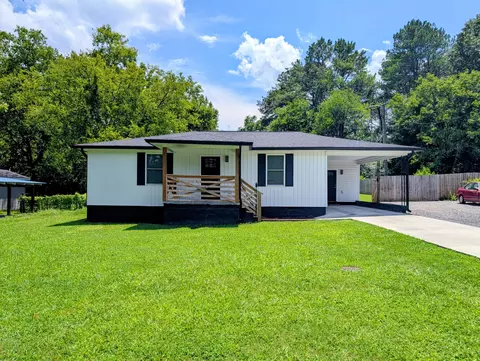 715 W James Ave, Rossville, GA 30741