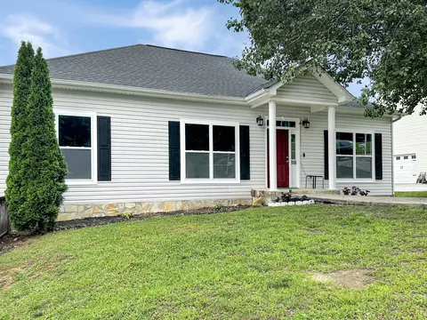 898 Fuller Glen Cir, Chattanooga, TN 37421