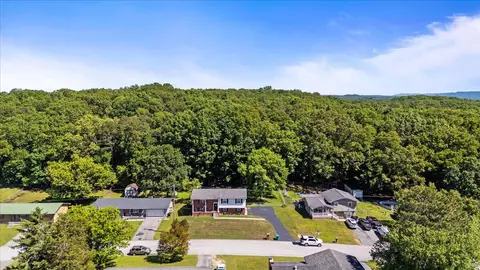 View/Area - 157 Pine St, Ringgold, GA 30736 photo 2 of 4