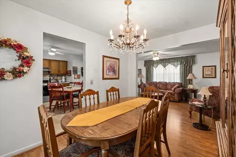 Dining - 157 Pine St, Ringgold, GA 30736 photo 2 of 3