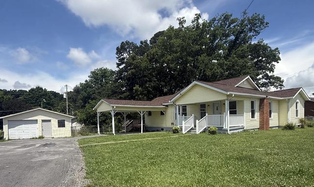 69 Morris Dr, Ringgold, GA 30736