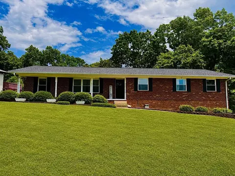 4818 Hillsdale Cir, Chattanooga, TN 37416