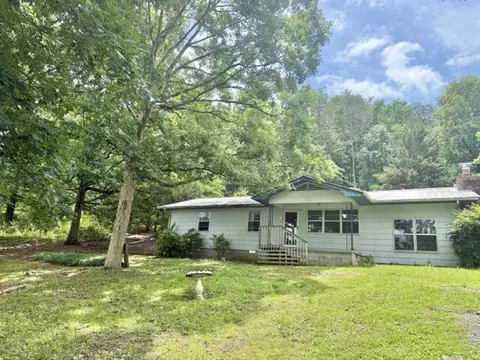 697 Newt Johnson Rd, Chickamauga, GA 30707
