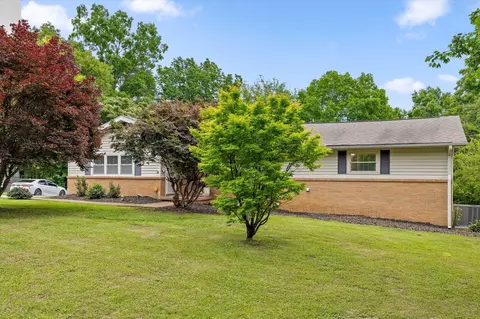 5646 Crestview Dr, Hixson, TN 37343