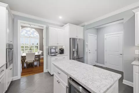 Kitchen - 710 Farmbrook Dr, Rocky Face, GA 30740 photo 7 of 7