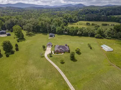 View/Area - 710 Farmbrook Dr, Rocky Face, GA 30740 photo 5 of 7