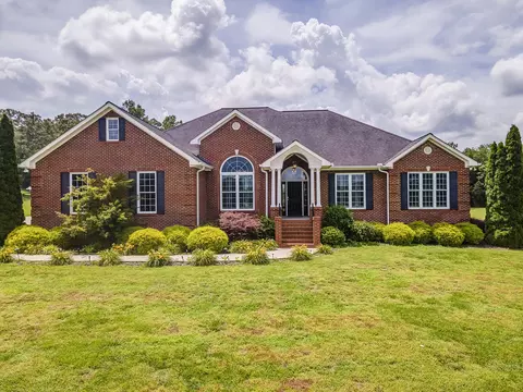 710 Farmbrook Dr, Rocky Face, GA 30740