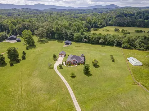 View/Area - 710 Farmbrook Dr, Rocky Face, GA 30740 photo 3 of 7