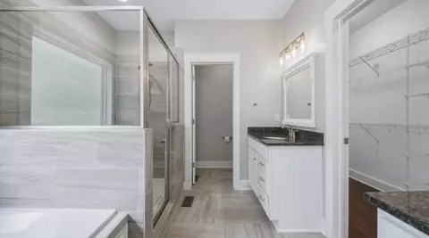 Bath - 1882 Crabtree Rd, Hixson, TN 37343 photo 1 of 3