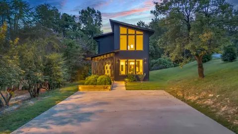 542 Alexander Dr, Chattanooga, TN 37415