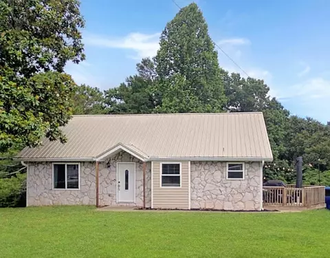 36 Crest Cir, Ringgold, GA 30736