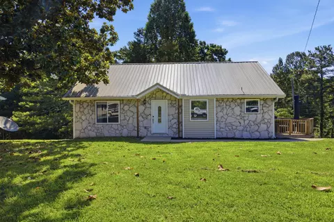 36 Crest Cir, Ringgold, GA 30736