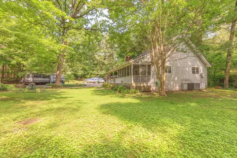 Exterior - 9527 E Brainerd Rd, Chattanooga, TN 37421 photo 7 of 17