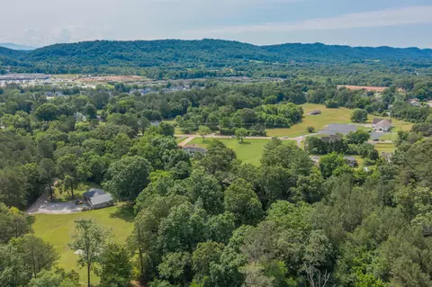 View/Area - 9527 E Brainerd Rd, Chattanooga, TN 37421 photo 6 of 13