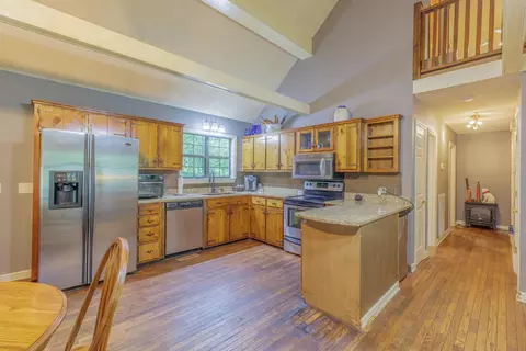 Kitchen - 9527 E Brainerd Rd, Chattanooga, TN 37421 photo 5 of 5
