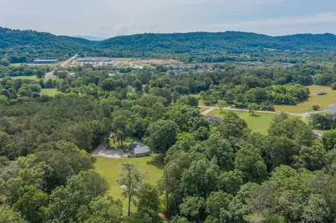 View/Area - 9527 E Brainerd Rd, Chattanooga, TN 37421 photo 5 of 13