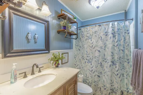 Bath - 9527 E Brainerd Rd, Chattanooga, TN 37421 photo 1 of 2