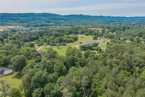 View/Area - 9527 E Brainerd Rd, Chattanooga, TN 37421 photo 11 of 13