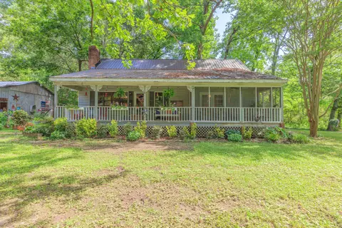 Exterior - 9527 E Brainerd Rd, Chattanooga, TN 37421 photo 5 of 17