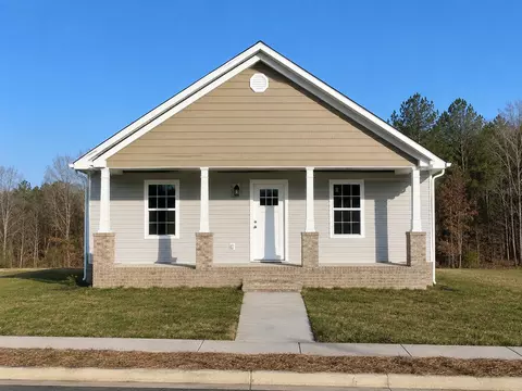 411 Coahulla Creek Dr, Dalton, GA 30721