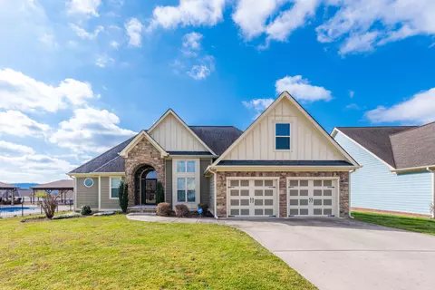 132 Holly Oak Ln, Ringgold, GA 30736