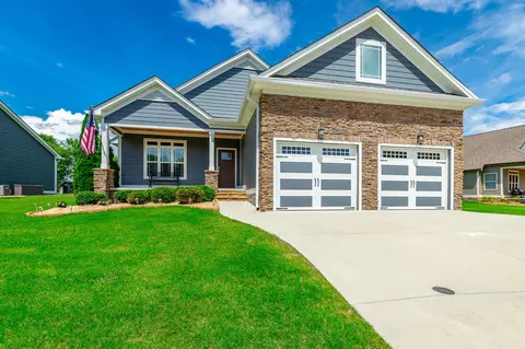 8372 Skybrook Dr, Ooltewah, TN 37363