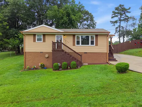 3803 Altamira Dr, Chattanooga, TN 37412