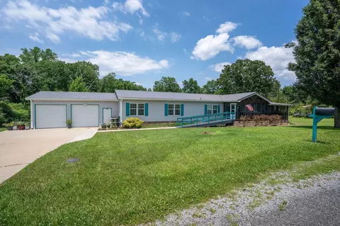 702 County Road 816, Higdon, AL 35979