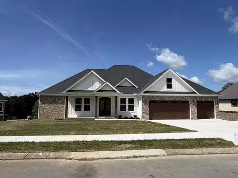 167 Hidden Hills Dr, Chickamauga, GA 30707