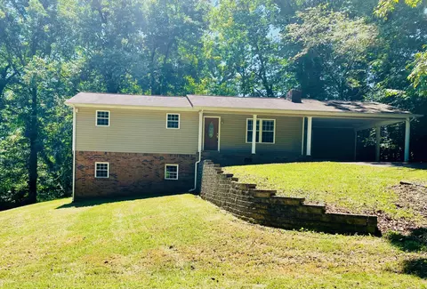 106 Briarwood Dr, Dalton, GA 30720
