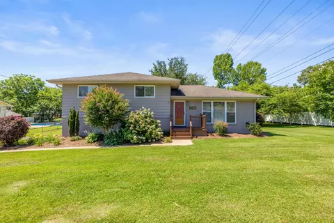 4000 Patton Dr, Chattanooga, TN 37412