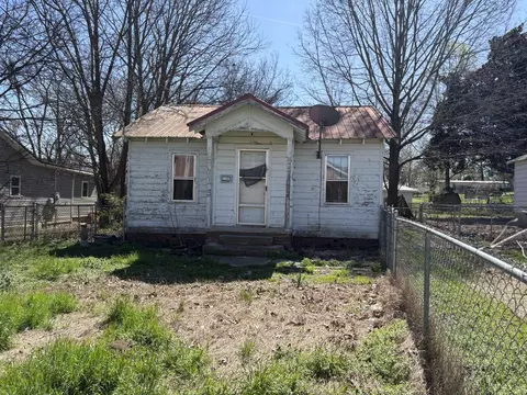 1106 Glentana St, Rossville, GA 30741