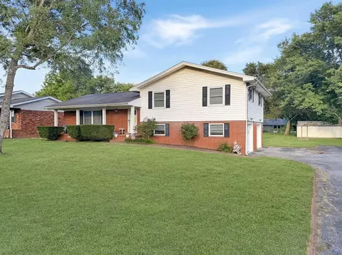 4818 Camellia Ave NW, Cleveland, TN 37312