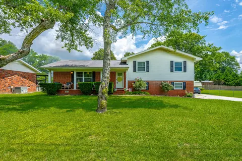 4818 Camellia Ave NW, Cleveland, TN 37312