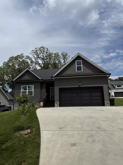 9334 Barbee Rd, Soddy Daisy, TN 37379