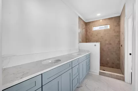 Bath - 6605 Dharma Loop, Chattanooga, TN 37412 photo 1 of 4