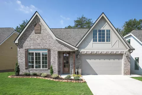 81 Snow Line Ln, Ooltewah, TN 37363