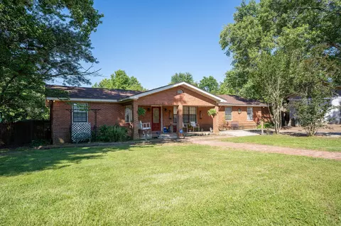 213 Ellis Rd, Trenton, GA 30752