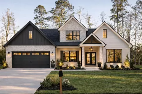 2075 Paige Meadows Ct, Hixson, TN 37343