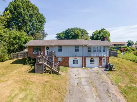 523 Cone Dr, Fort Oglethorpe, GA 30742