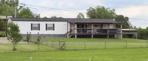 400 Kelly Ln #1, Pikeville, TN 37367