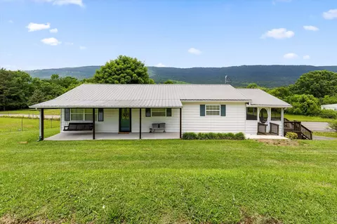 945 N Maple St, Whitwell, TN 37397