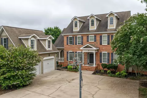 7416 Splendid View Dr, Ooltewah, TN 37363