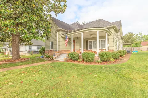 907 S Highland Park, Chattanooga, TN 37404