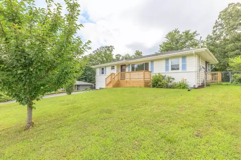 1012 W Lewis St, Rossville, GA 30741