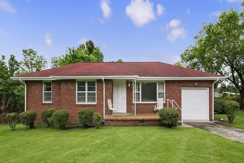 3776 Premium Dr, Chattanooga, TN 37415