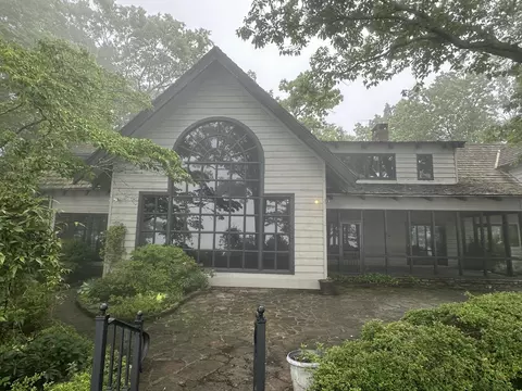 4608 Chestnut Ave, Signal Mountain, TN 37377