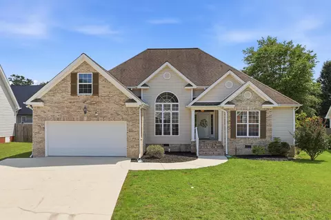 8058 Squirrel Wood Ct, Ooltewah, TN 37363